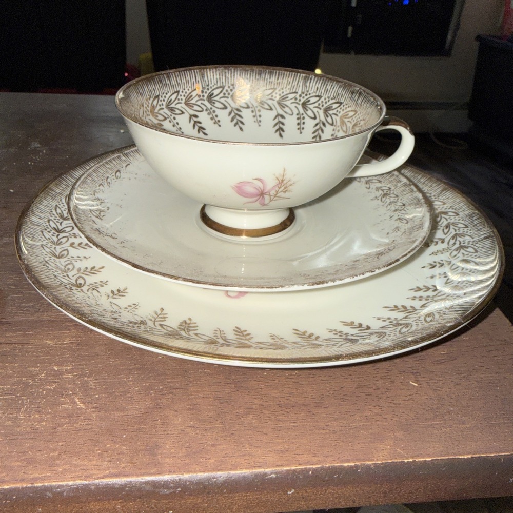 Vtg Rare Winterling Marktleuthem Bavaria Tea Cup, Saucer, Dessert Plate 3 pc set